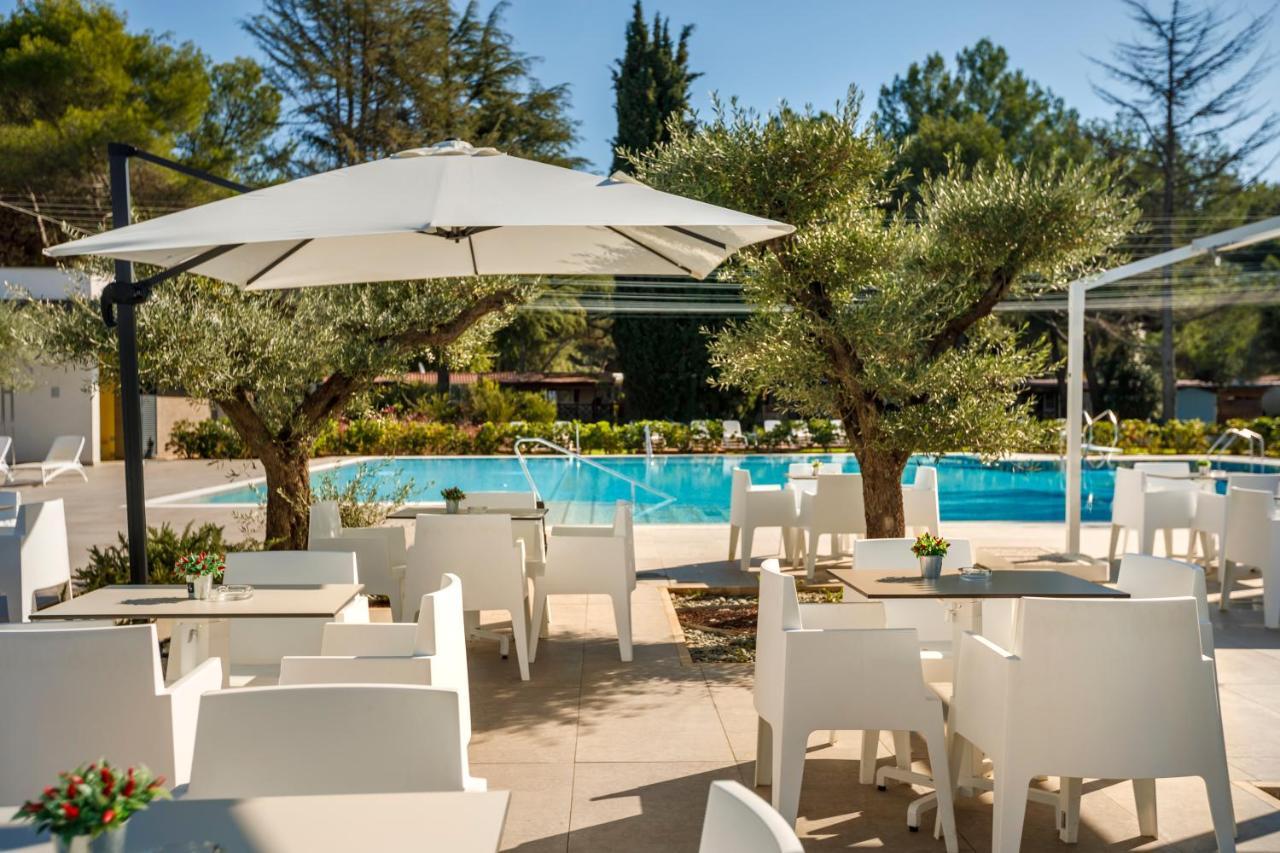 Maistra Camping Valkanela Mobile Homes Funtana Bagian luar foto
