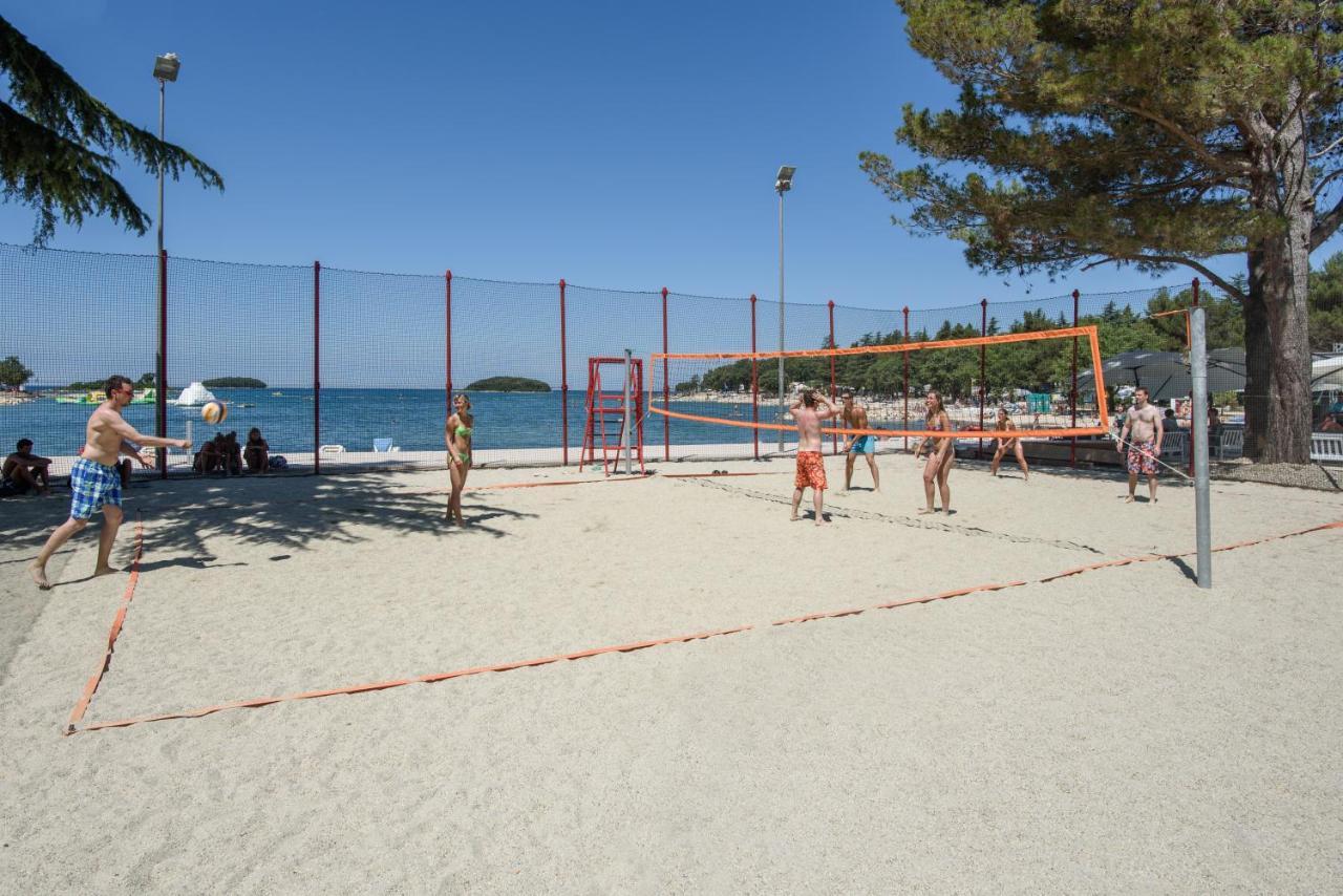 Maistra Camping Valkanela Mobile Homes Funtana Bagian luar foto