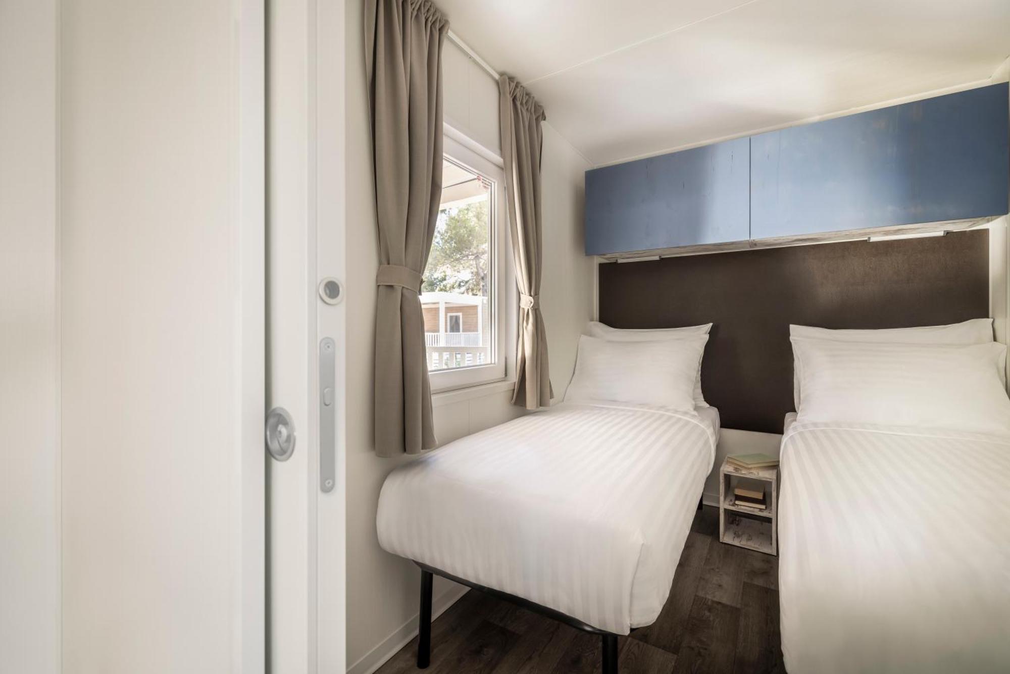 Maistra Camping Valkanela Mobile Homes Funtana Ruang foto