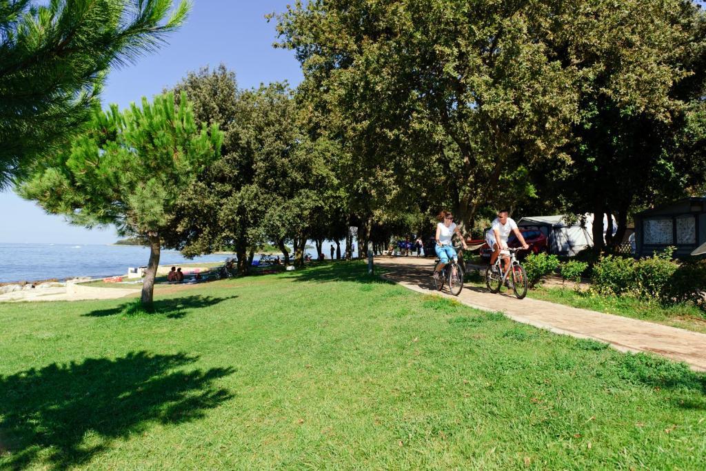 Maistra Camping Valkanela Mobile Homes Funtana Bagian luar foto